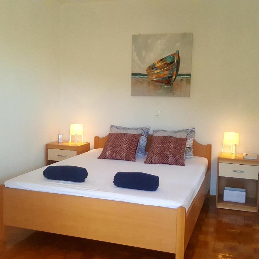 Studio Apartments Marra & Kech 플로체 외부 사진